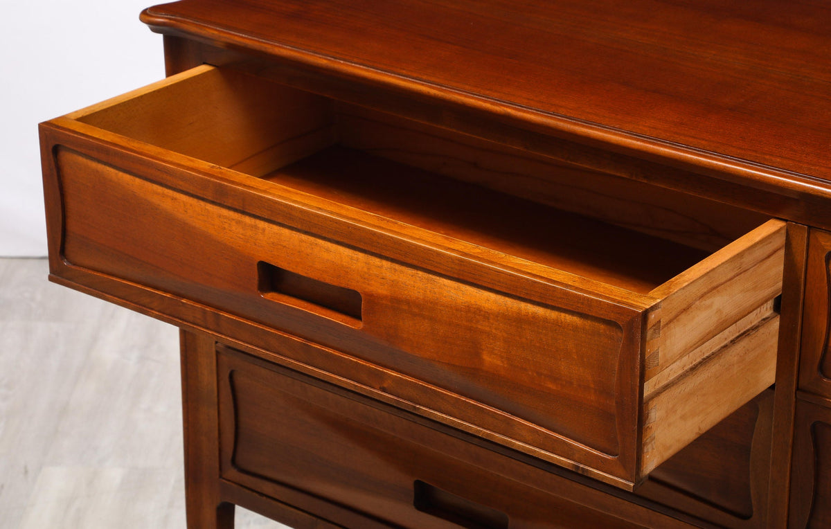 Northern Italian Walnut Commode, Italy, circa 1950