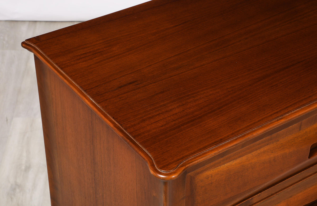 Northern Italian Walnut Commode, Italy, circa 1950