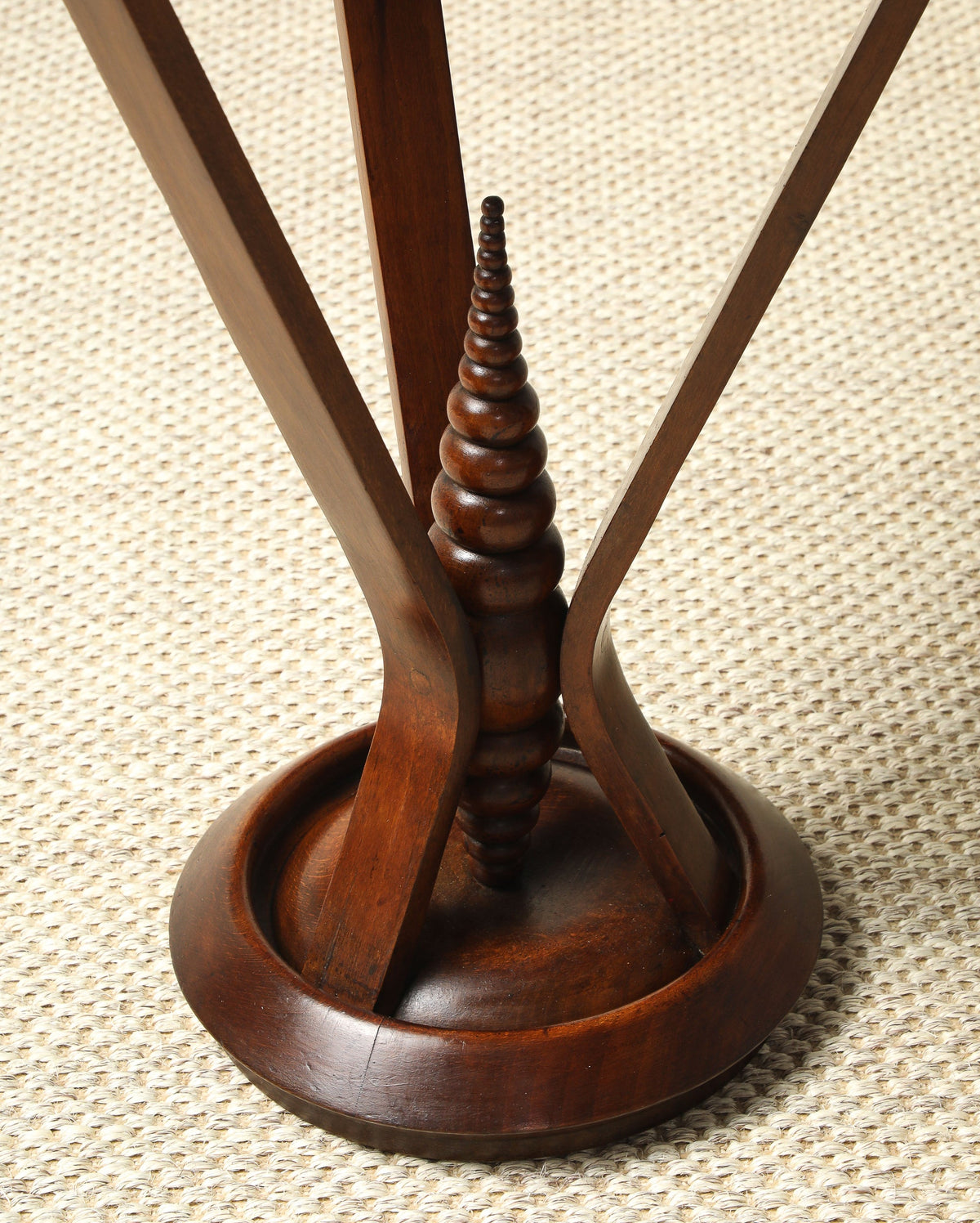 Osvaldo Borsani Attributed Walnut Side Table, circa 1940