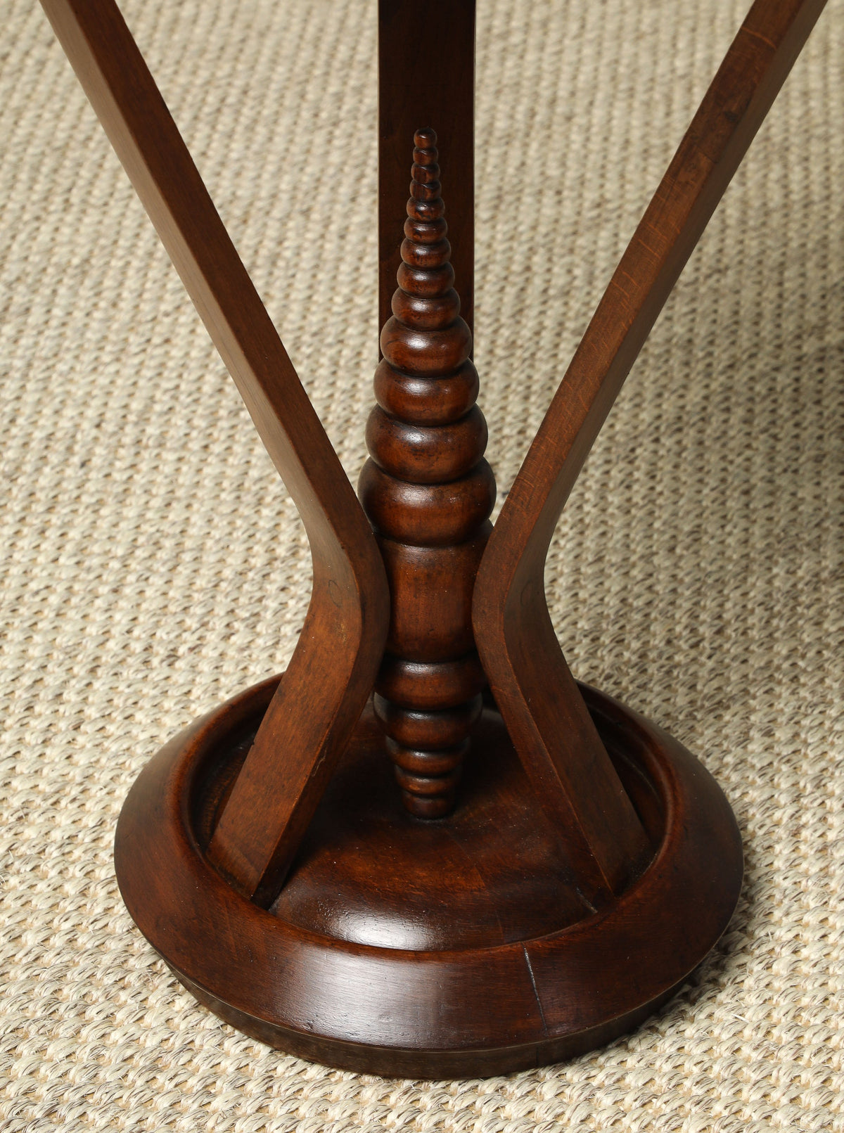 Osvaldo Borsani Attributed Walnut Side Table, circa 1940