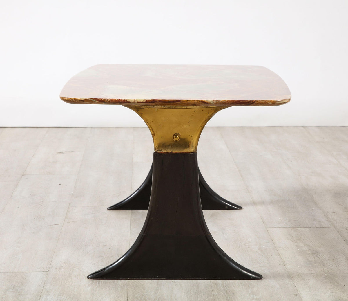 Guglielmo Ulrich Walnut, Agate and Brass Coffee Table, Italy, circa 1950